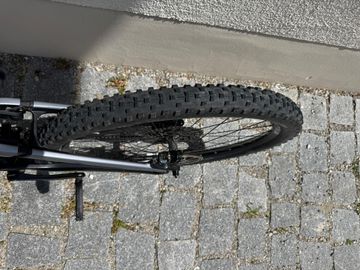 Used Canyon Neuron CF 8.0 2020 2020 Mountainbike, Light Gray, 27.5, 29 — image 5 of 13