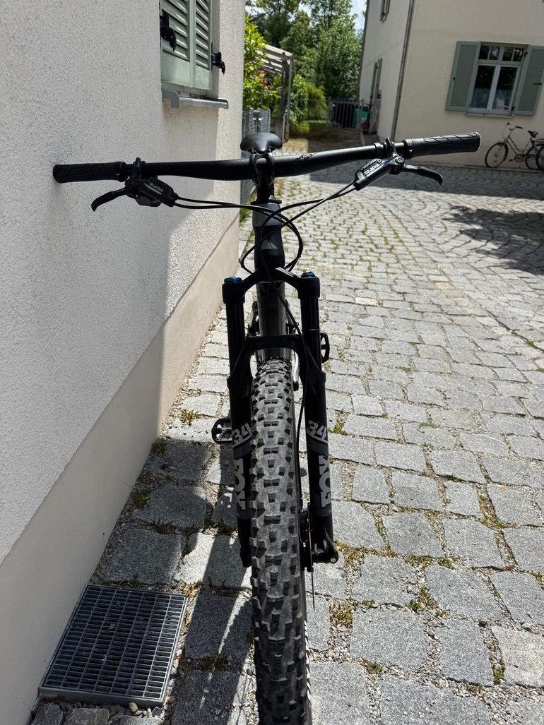 Used Canyon Neuron CF 8.0 2020 2020 Mountainbike, Light Gray, 27.5, 29 — image 8 of 13