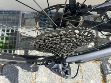 Used Canyon Neuron CF 8.0 2020 2020 Mountainbike, Light Gray, 27.5, 29 — image 10 of 13