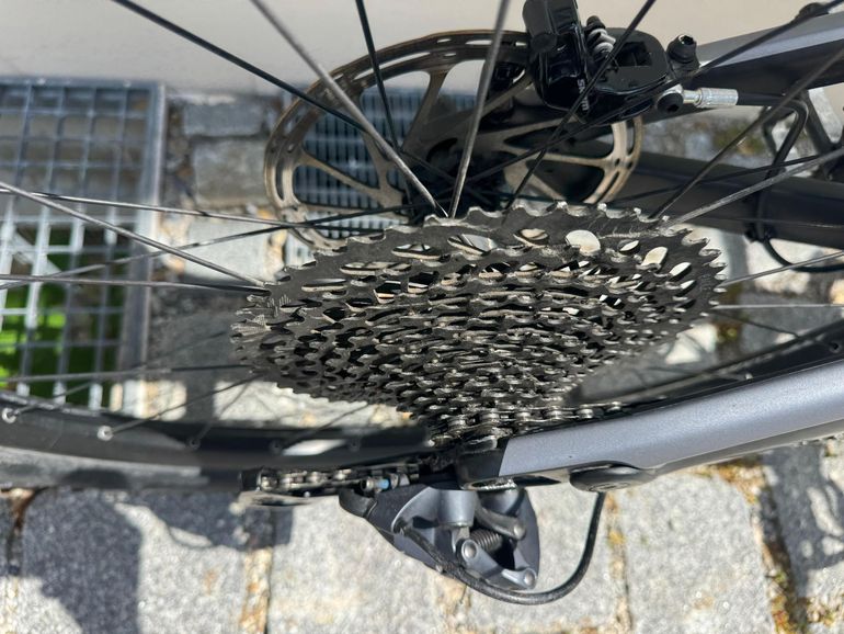 Used Canyon Neuron CF 8.0 2020 2020 Mountainbike, Light Gray, 27.5, 29 — image 10 of 13