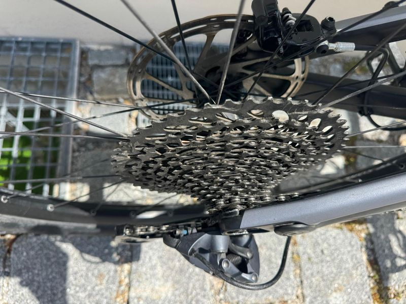 Used Canyon Neuron CF 8.0 2020 2020 Mountainbike, Light Gray, 27.5, 29 — image 10 of 13