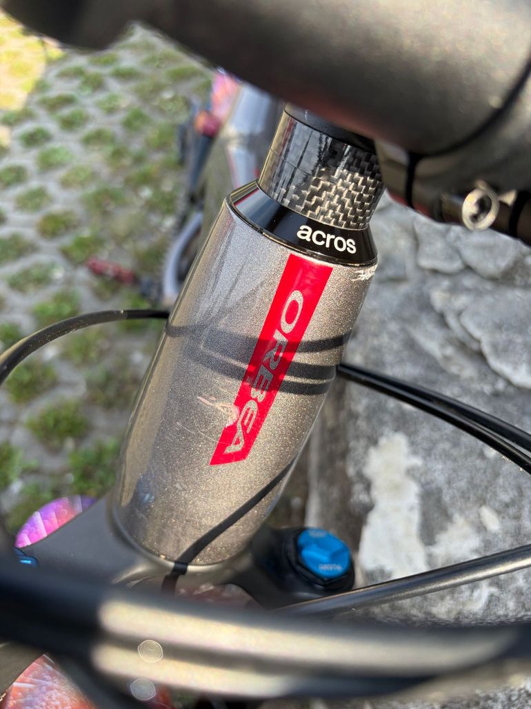 Used Orbea OCCAM H20-EAGLE 2023 2023 Mountainbike, Light Gray, 29 — image 8 of 9