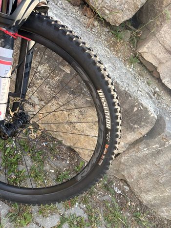 Used Orbea OCCAM H20-EAGLE 2023 2023 Mountainbike, Light Gray, 29 — image 7 of 9