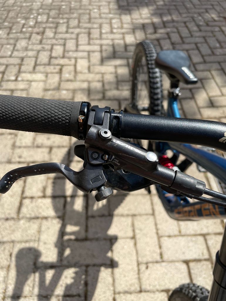 Used Saracen Myst Pro - Blue 2026 2026 Mountainbike, Blue, 29, 27.5 — image 2 of 27