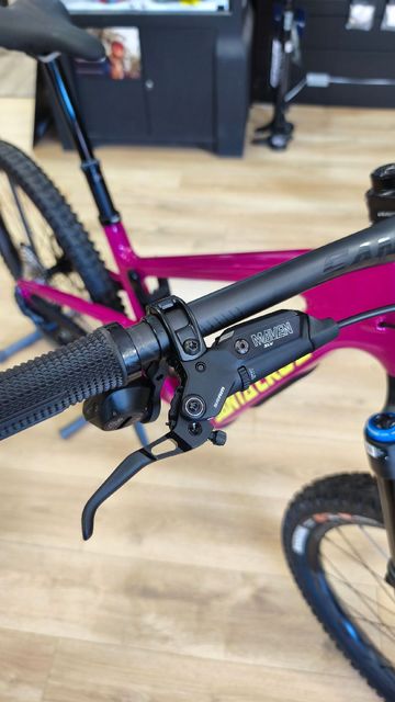 Gebrauchtes Santa Cruz Bronson SRAM GX Eagle AXS 2026 Mountainbike, Violett — Bild 6 von 6