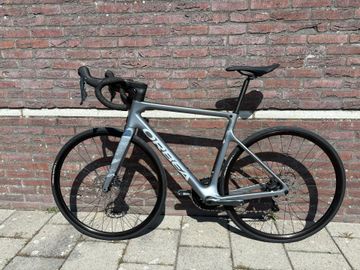 Used Orbea ORCA M40 2023 2023 Road & Gravel, Light Gray — image 11 of 14