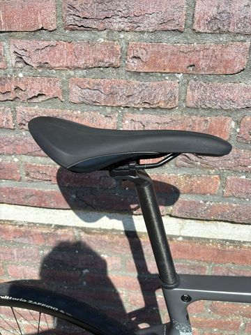 Used Orbea ORCA M40 2023 2023 Road & Gravel, Light Gray — image 5 of 14