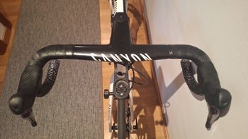 Použité Canyon Aeroad CF SL Disc 8.0 AF 2020 2020 Road & Gravel — obrázek 7 z 9
