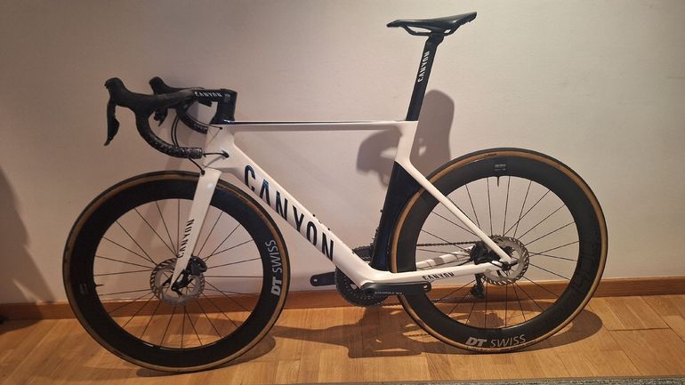 Použité Canyon Aeroad CF SL Disc 8.0 AF 2020 2020 Road & Gravel — obrázek 2 z 9