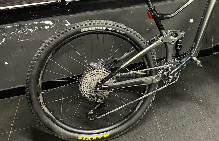 Käytetty Giant Trance Shimano Deore XT 2021 Mountainbike — kuva 3 / 5