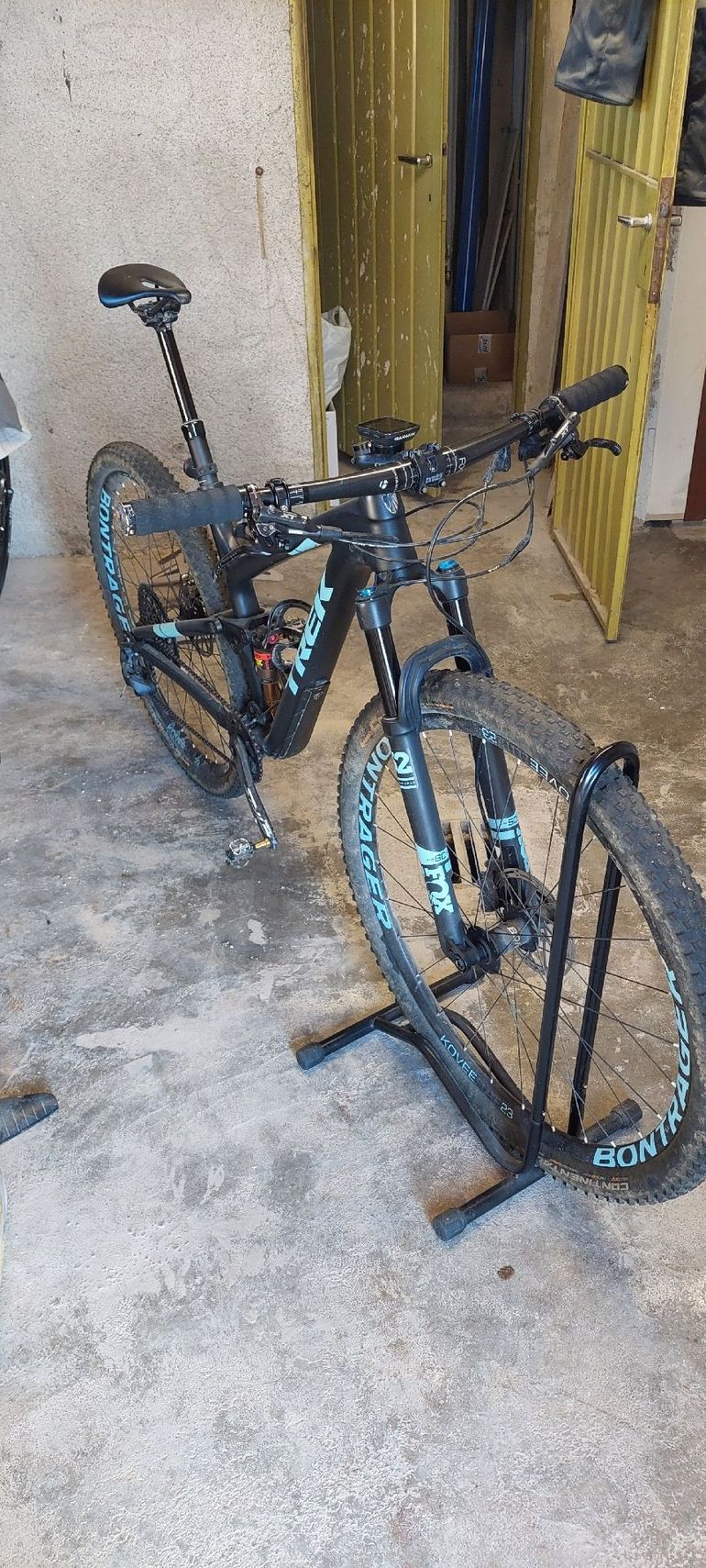Použité Trek Top Fuel 9.8 SL Women's 2018 2018 Mountainbike — obrázek 4 z 7