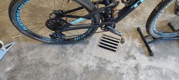 Použité Trek Top Fuel 9.8 SL Women's 2018 2018 Mountainbike — obrázek 5 z 7