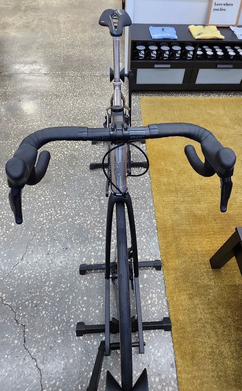 Used Seven Cycles Axiom SL 2025 Road & Gravel, Light Gray — image 8 of 11