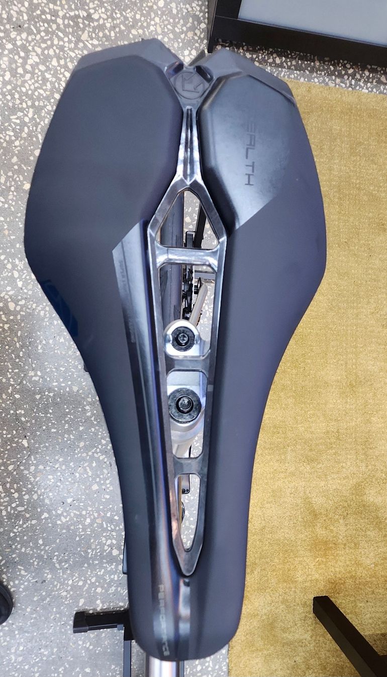 Used Seven Cycles Axiom SL 2025 Road & Gravel, Light Gray — image 11 of 11