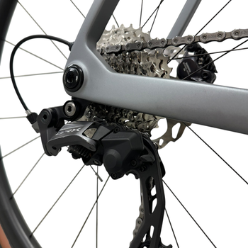 Used Bianchi Impulso PRO GRX 820 disc 2025 2025 Road & Gravel, Light Gray — image 7 of 17