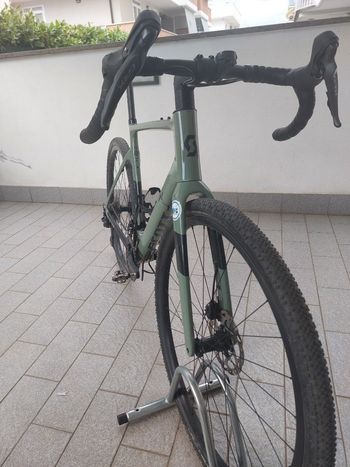 Used Scott Addict Gravel 50 2025 2025 Road & Gravel, Green — image 5 of 6