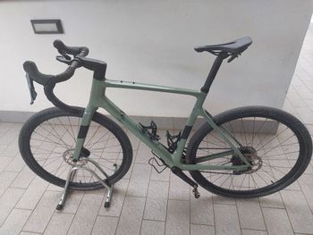 Used Scott Addict Gravel 50 2025 2025 Road & Gravel, Green — image 6 of 6
