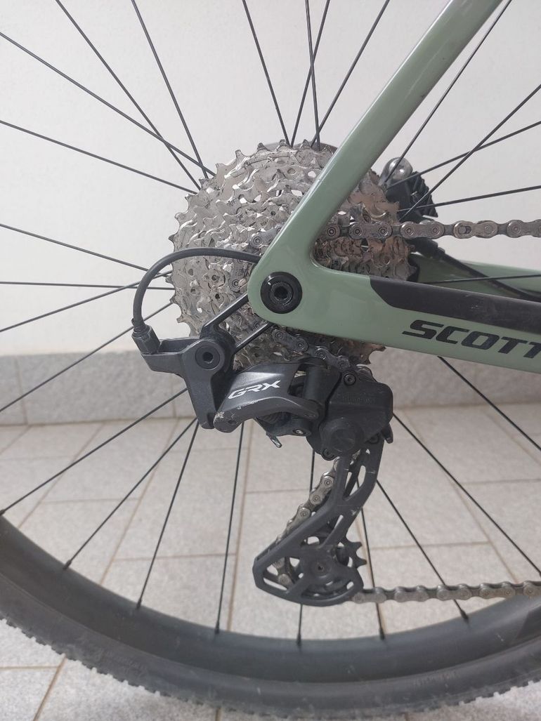 Used Scott Addict Gravel 50 2025 2025 Road & Gravel, Green — image 4 of 6
