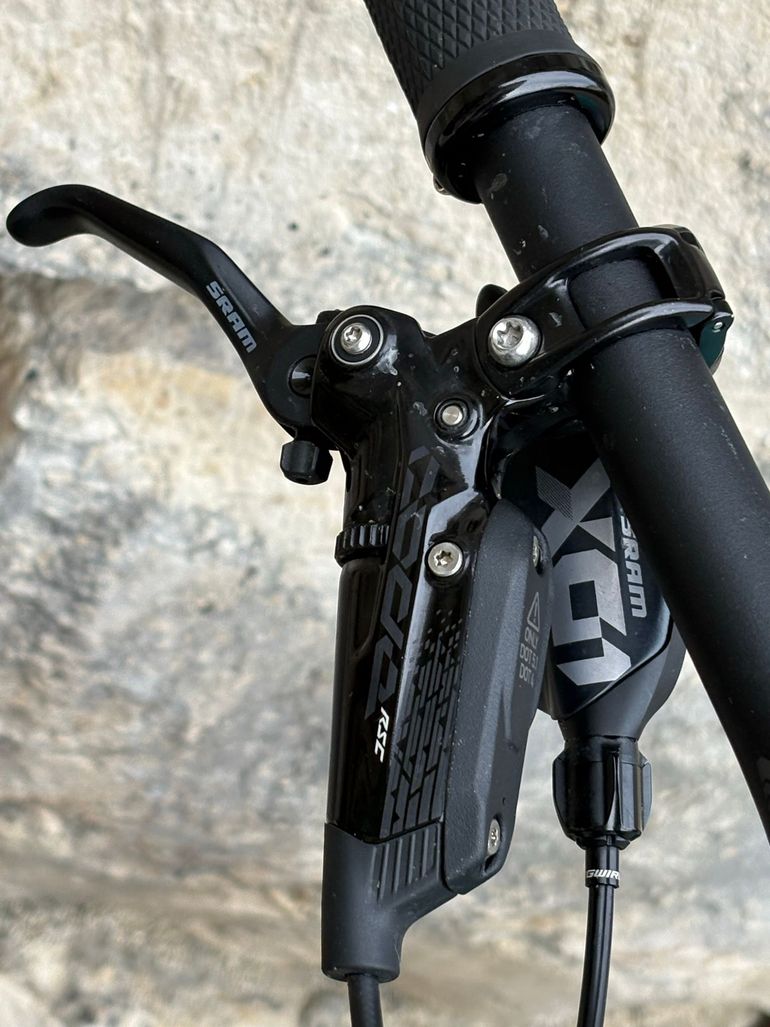Použité YT Industries Capra CORE 4 MX 2022 2022 Mountainbike — obrázek 8 z 9