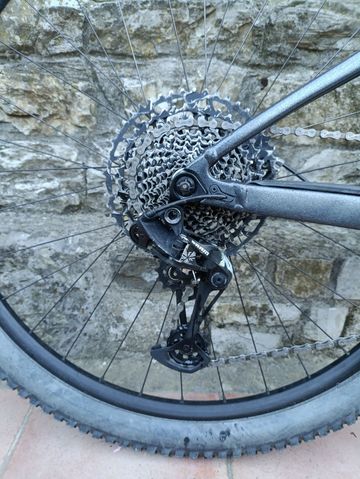 Used Scott Spark 970 2021 2021 Mountainbike, Black, 29 — image 7 of 11