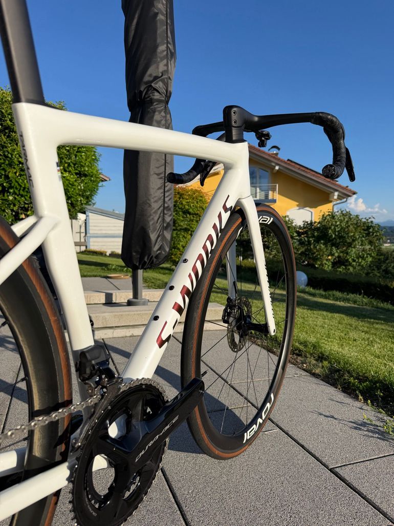 Used Specialized S-Works Tarmac SL8 - Shimano Dura-Ace Di2 2026 2026 Road & Gravel, White — image 5 of 6
