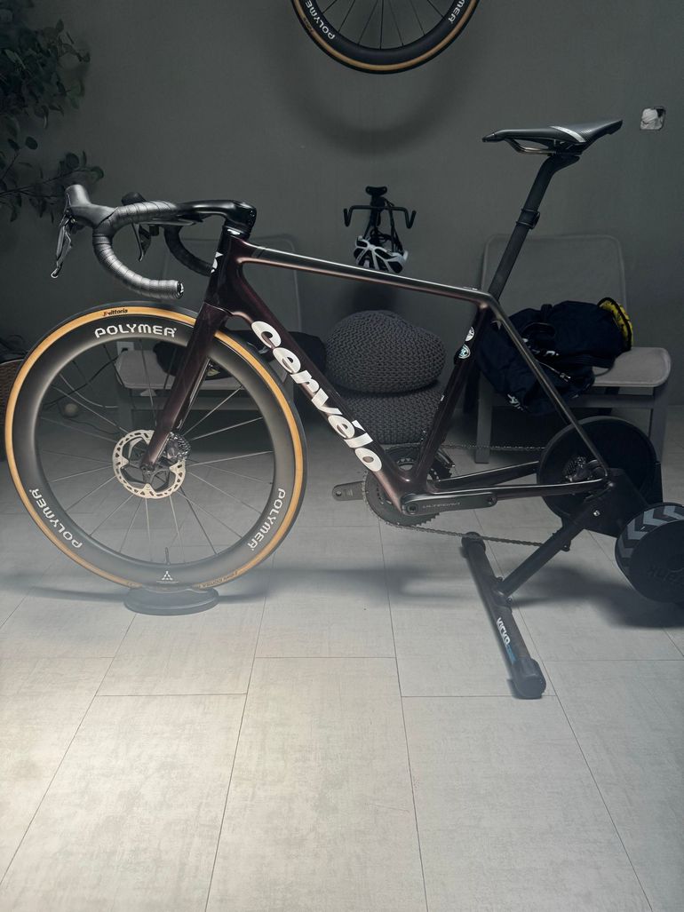 Used Cervélo R5 Ultegra Di2 2024 2024 Road & Gravel, Red — image 3 of 5