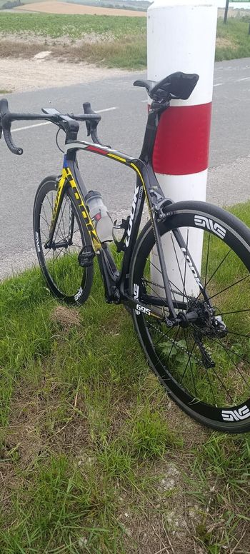 Used Look 695 Shimano Ultegra Di2 2017 Road & Gravel, Black — image 3 of 12