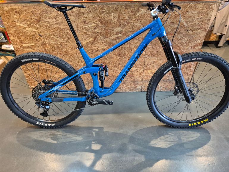 Used Transition Sentinel Alloy NX 2022 2022 Mountainbike, Blue, 29 — image 1 of 11