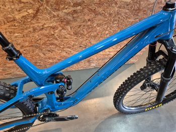 Used Transition Sentinel Alloy NX 2022 2022 Mountainbike, Blue, 29 — image 6 of 11
