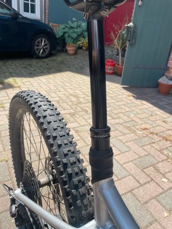 Käytetty Ragley Mmmbop 27, 5" 150mm Hardtail, Lyrik Ultimate, Bike Yoke 2023 Mountainbike — kuva 8 / 13