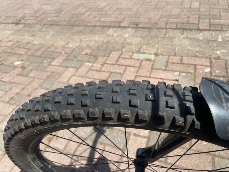 Käytetty Ragley Mmmbop 27, 5" 150mm Hardtail, Lyrik Ultimate, Bike Yoke 2023 Mountainbike — kuva 10 / 13