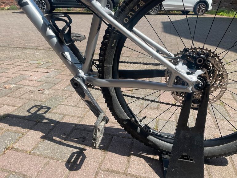 Käytetty Ragley Mmmbop 27, 5" 150mm Hardtail, Lyrik Ultimate, Bike Yoke 2023 Mountainbike — kuva 7 / 13