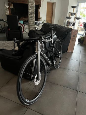 Used Focus IZALCO MAX DISC 8.9 2021 2021 Road & Gravel, Black — image 6 of 6