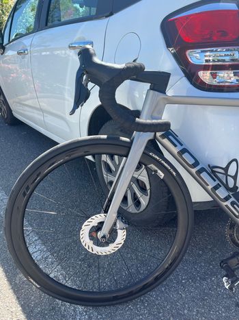 Used Focus IZALCO MAX DISC 8.9 2021 2021 Road & Gravel, Black — image 3 of 6