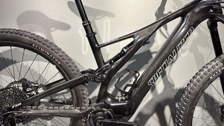 Used Specialized Turbo Levo SL Expert Carbon 2020 2020 Mountainbike, Black, 29 — image 3 of 11