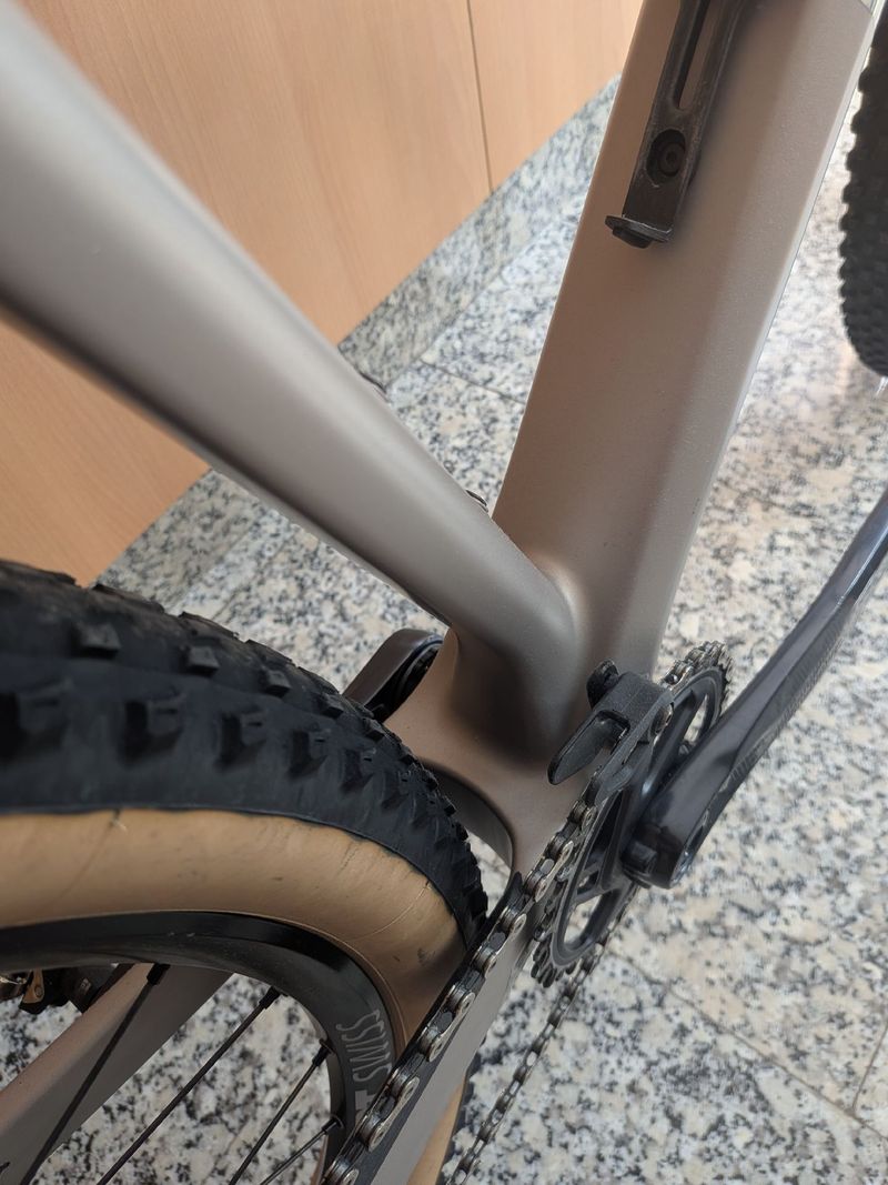 Używany BMC Twostroke 01 THREE 2023 2023 Mountainbike — zdjęcie 21 z 24