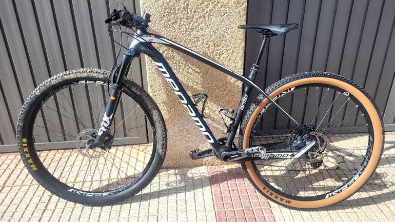 Used Megamo FACTORY 15 2021 2021 Mountainbike, Black, 29 — image 2 of 6