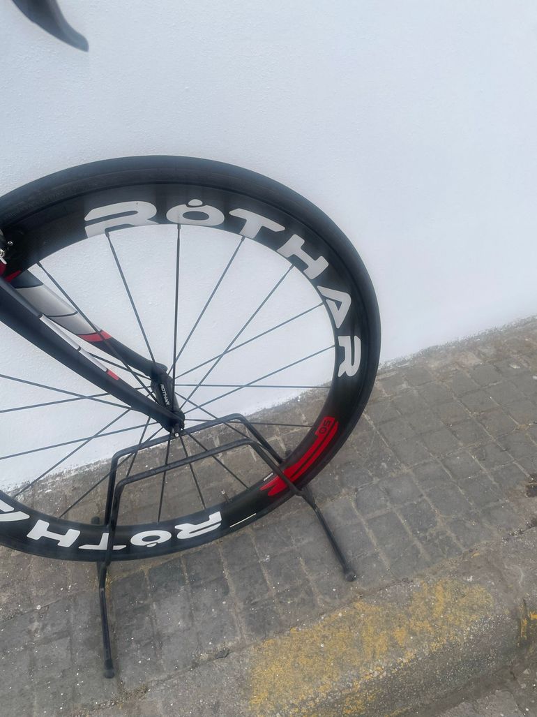 Použité Trek Domane SL 5 Carbono 2018 Road & Gravel — obrázek 4 z 12