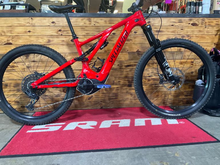 Used Specialized Turbo Levo Comp Alloy 2022 2022 Mountainbike, Red, 29, 27.5 — image 1 of 7