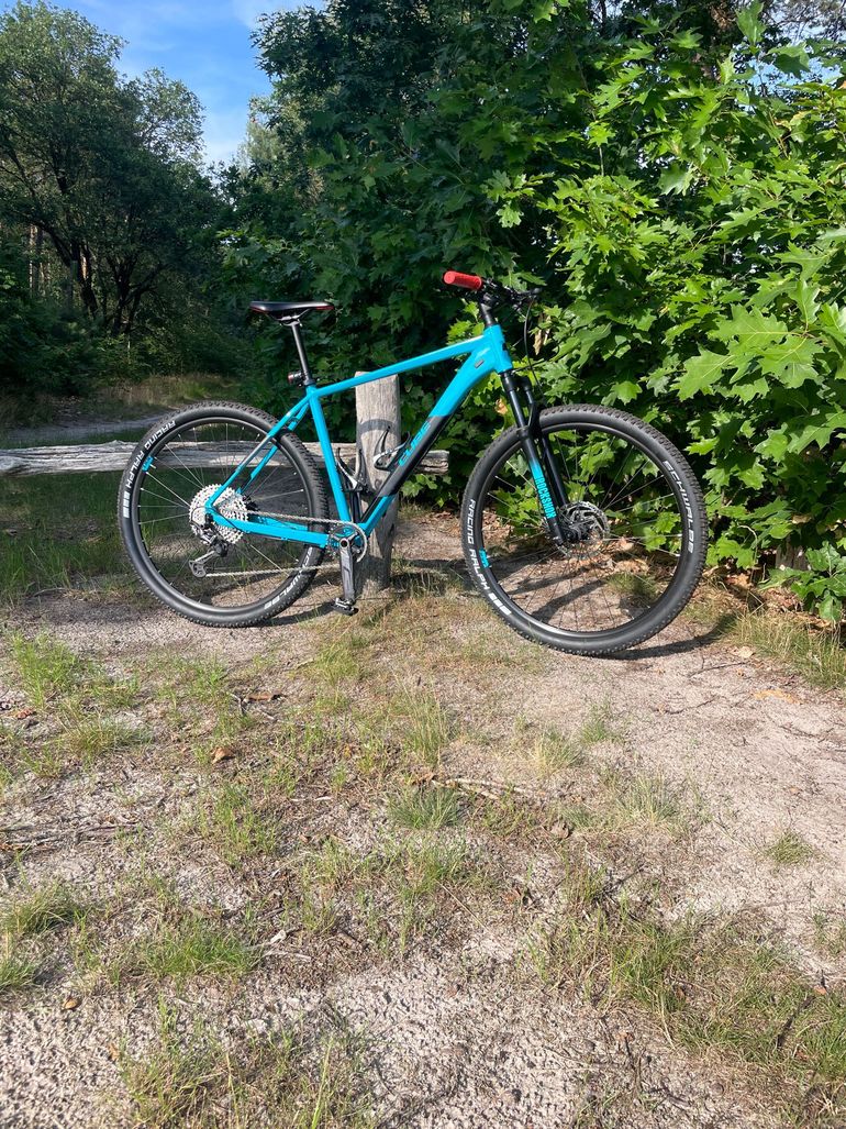 Used CUBE ATTENTION, SL 2022 2022 Mountainbike, Blue, 27.5, 29 — image 1 of 6