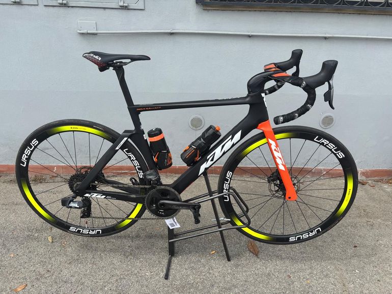 Použité KTM Revelator SRAM Force eTap AXS 2021 Road & Gravel — obrázek 1 z 7
