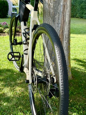 Używany Canyon Grail CF SL 7 AXS 2024 2024 Road & Gravel — zdjęcie 11 z 12