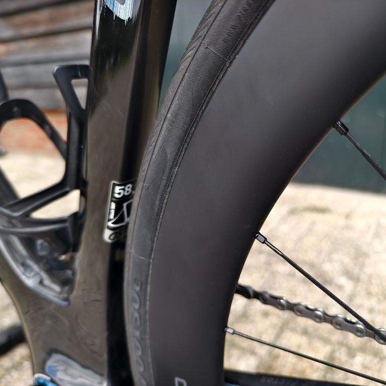 Použité Factor Ostro Vam Ultegra/Dura Ace DI2 12 Speed | Ceramicspeed | Black Inc 2023 2023 Road & Gravel — obrázek 24 z 24