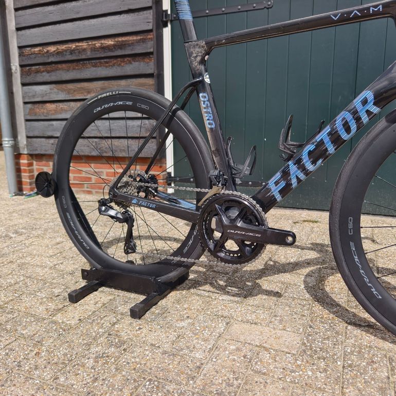 Použité Factor Ostro Vam Ultegra/Dura Ace DI2 12 Speed | Ceramicspeed | Black Inc 2023 2023 Road & Gravel — obrázek 5 z 24