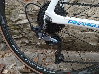 Použité Pinarello Dogma Shimano Ultegra 2020 Road & Gravel — obrázek 6 z 8