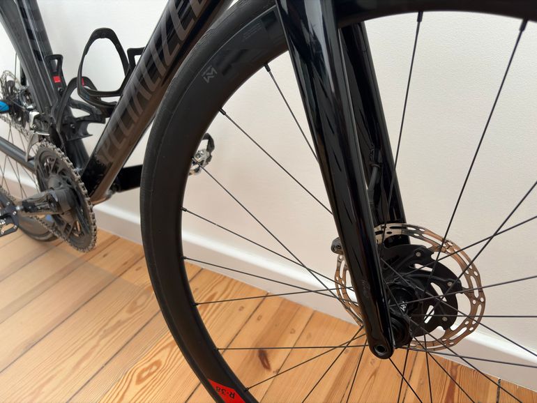 Used Specialized Tarmac SL6 Sport 2021 Frameset 2021 Road & Gravel, Black — image 5 of 11