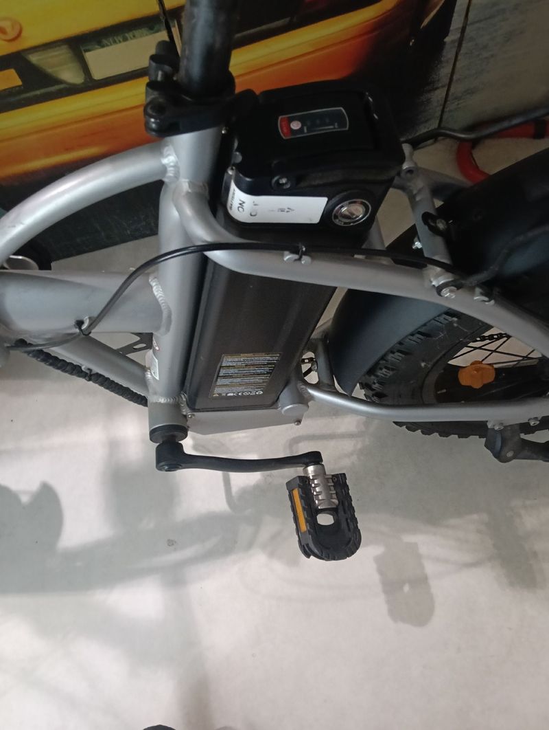 Used Vivo Custom 2023 Urban, Light Gray — image 5 of 6