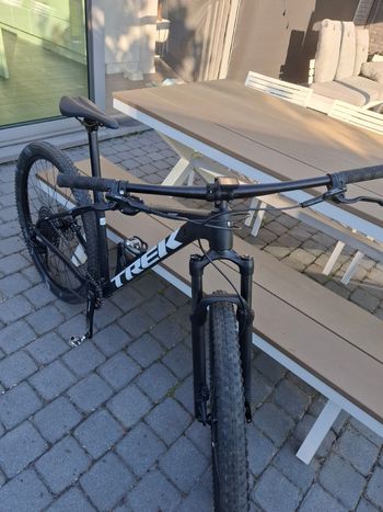 Gebrauchtes Trek X-Caliber 8 2020 2020 Mountainbike, Schwarz, 27.5 — Bild 4 von 6