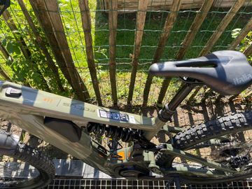 Used Focus Sam Shimano Deore XT 2024 Mountainbike, Green — image 4 of 8
