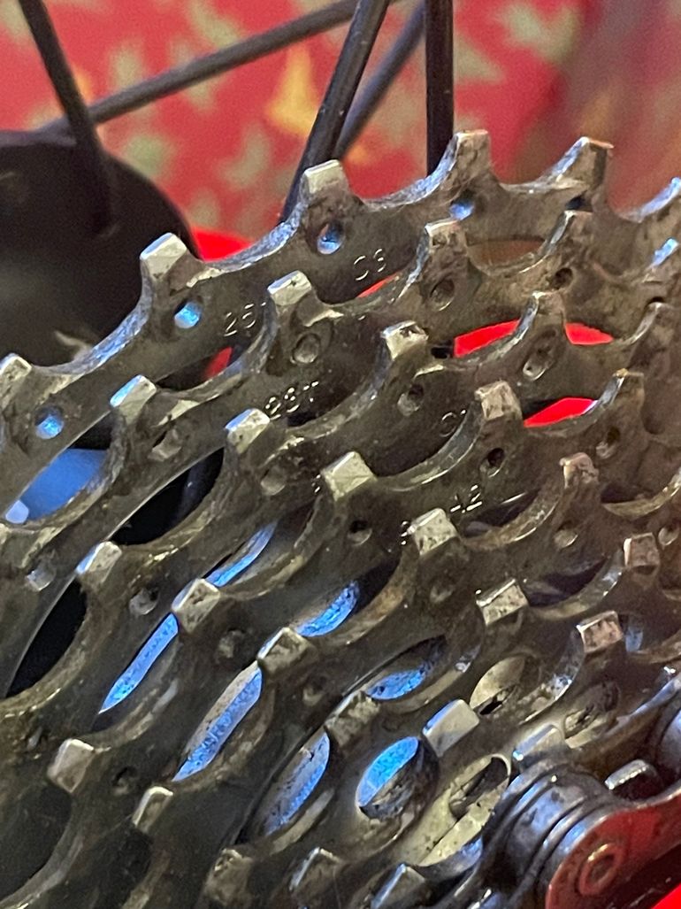 Used Guru Chron Alu 2006 Road & Gravel, Red — image 6 of 8